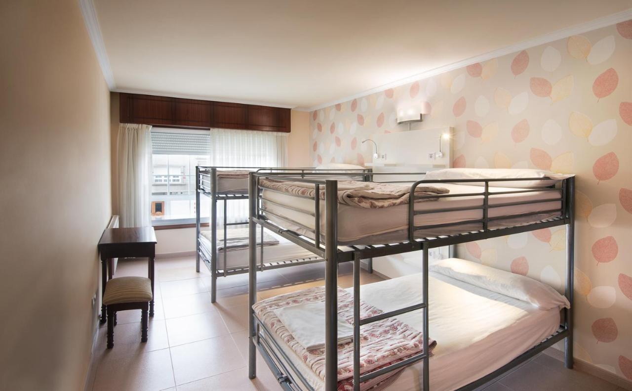 Albergue O Cruceiro Кальдас-де-Рейес Экстерьер фото